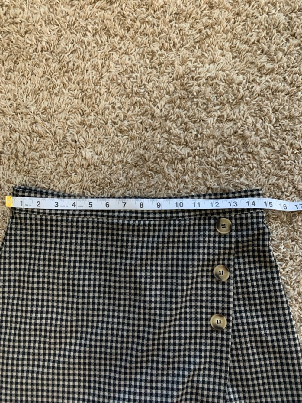 Women’s Originality Checkered Button Black & Tan Wrap-Front Mini Skort Large - Picture 3 of 6